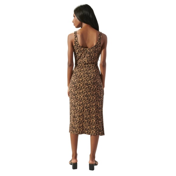 Olivia Grey Leopard Print Sleeveless Dress - Picture 4 of 9